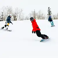 Snowboard lessons for Teens 13 to 17 at Aspen Snowmass