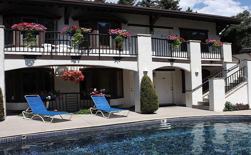 St. Moritz Lodge in Aspen, CO