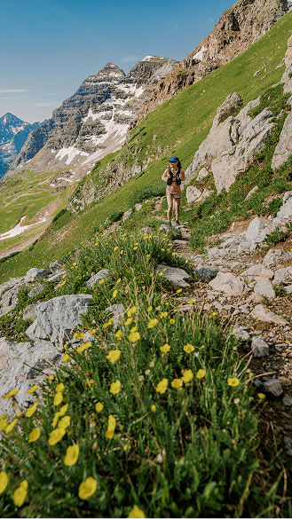 woman hikes from aspen to crested butte