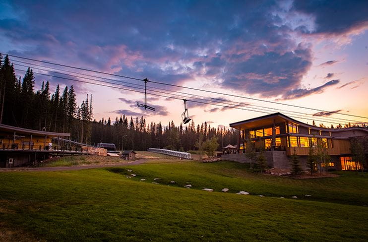 Elk Camp Restaurant on a summer evening