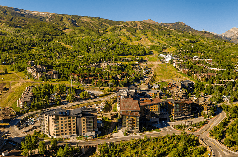 Limelight Snowmass with Snowmass ski resort in background