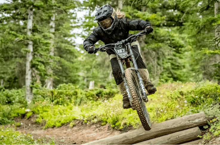 Single downhill rider in Snowmass