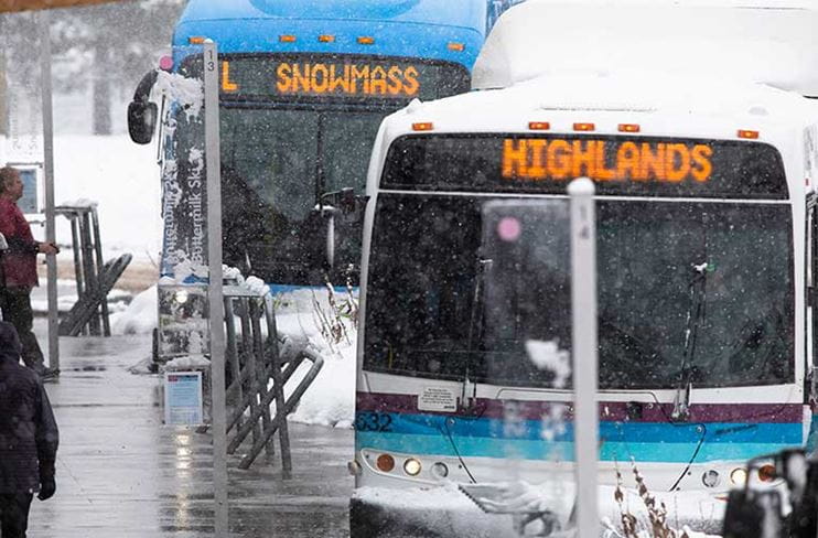 RFTA buses on a snowy day