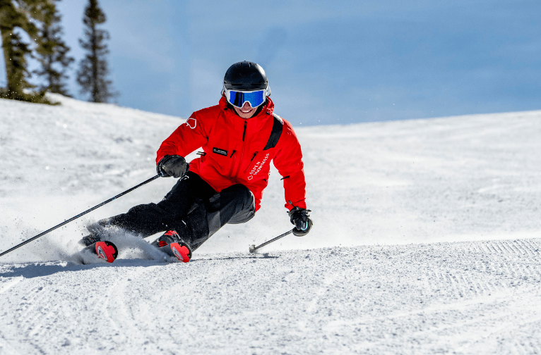 Girl Ski Pro Carving