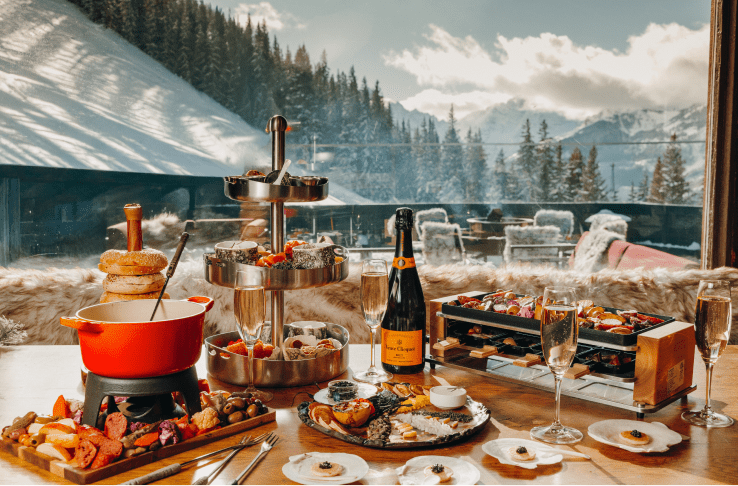 fancy table scape at cloud nine in aspen