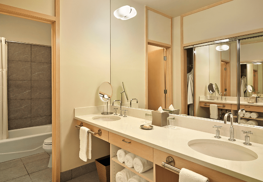 Guest Suites - Bathroom
