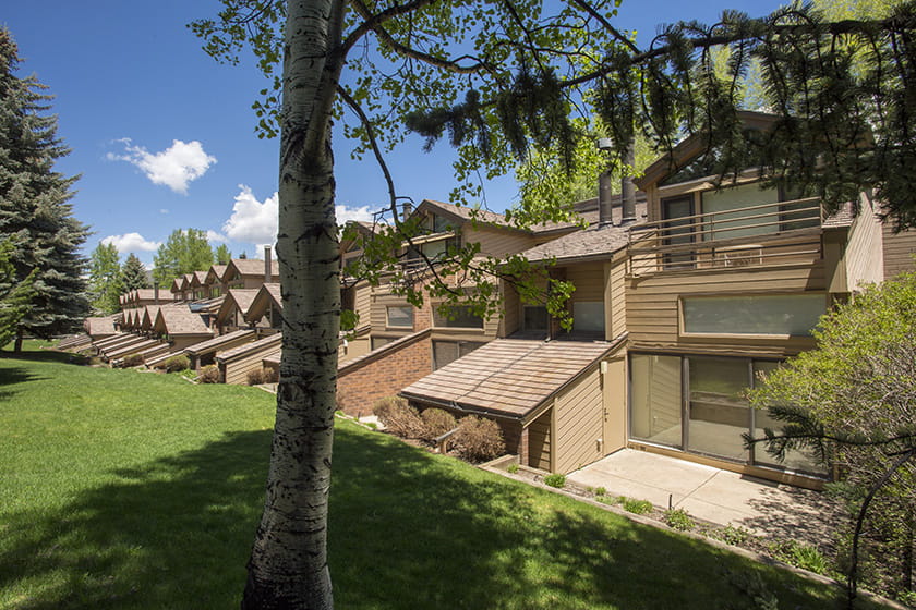 Clarendon Townhomes Private Patios