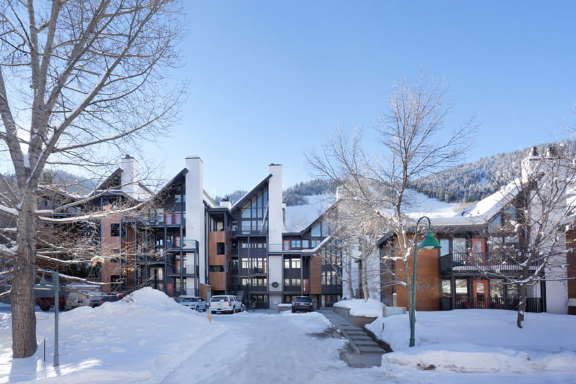 Fifth Avenue Condominiums