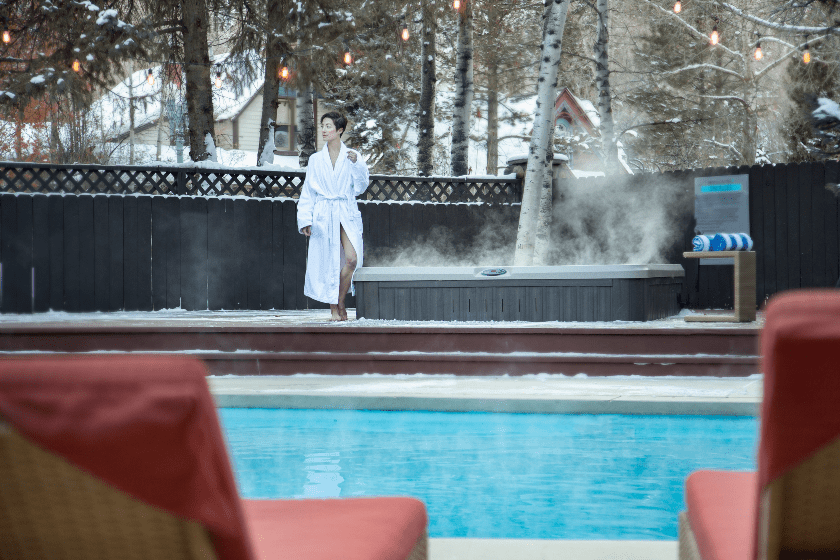 Hotel Aspen's year-round outdoor pool and hot tub.