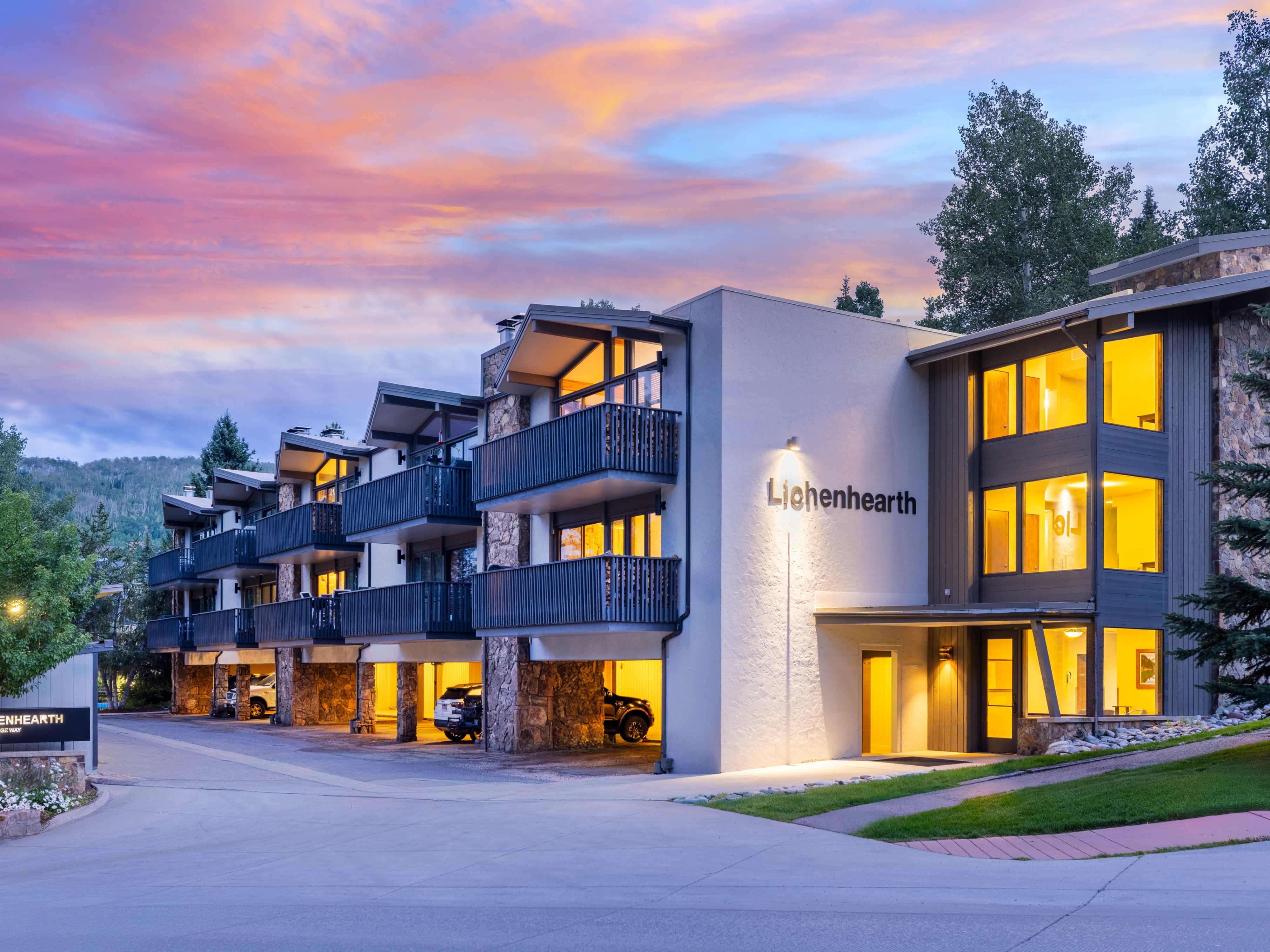 Lichenhearth Condominiums