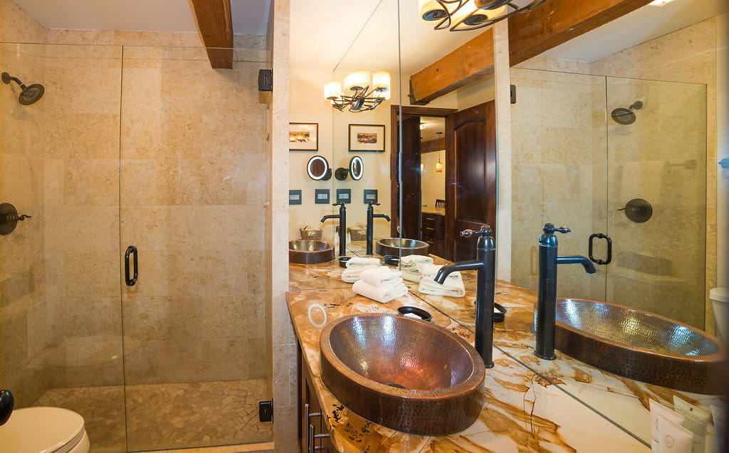 Lift One Condominiums