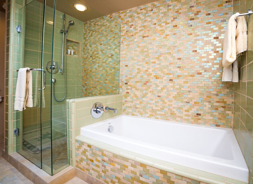 Lift One Condominiums