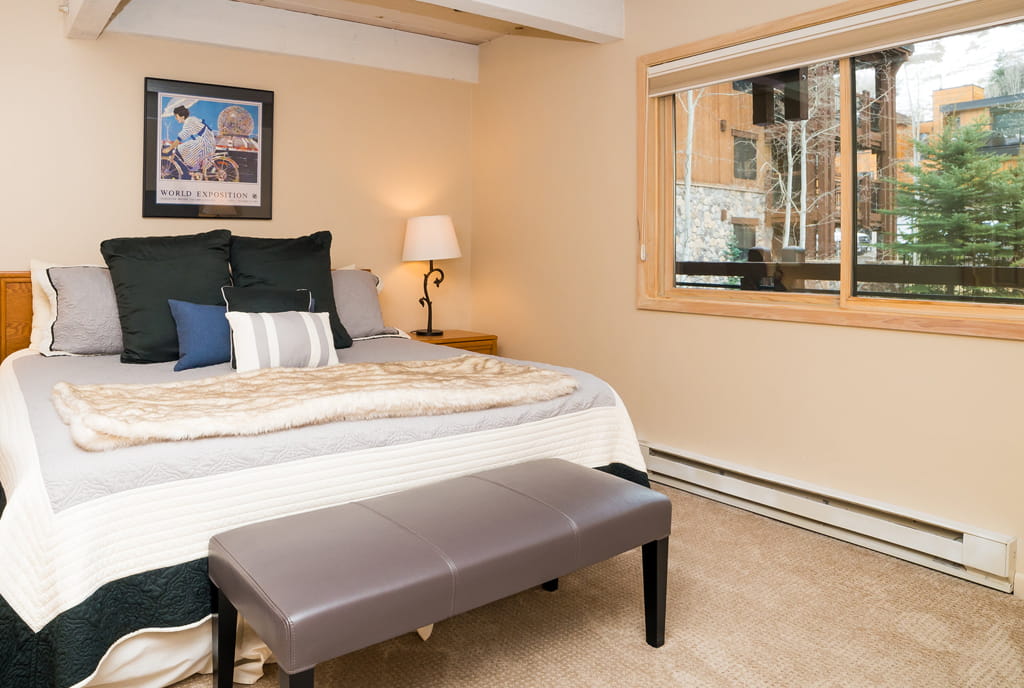 Lift One Condominiums