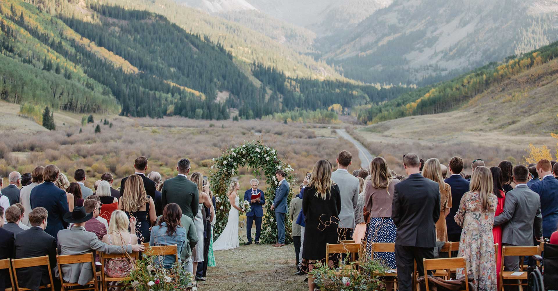 Wedding with a beautiful valley view near Aspen, Colorado