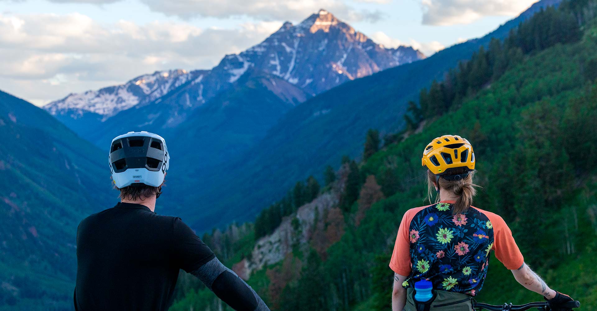 Couple of mountain bikers atop Buttermilk